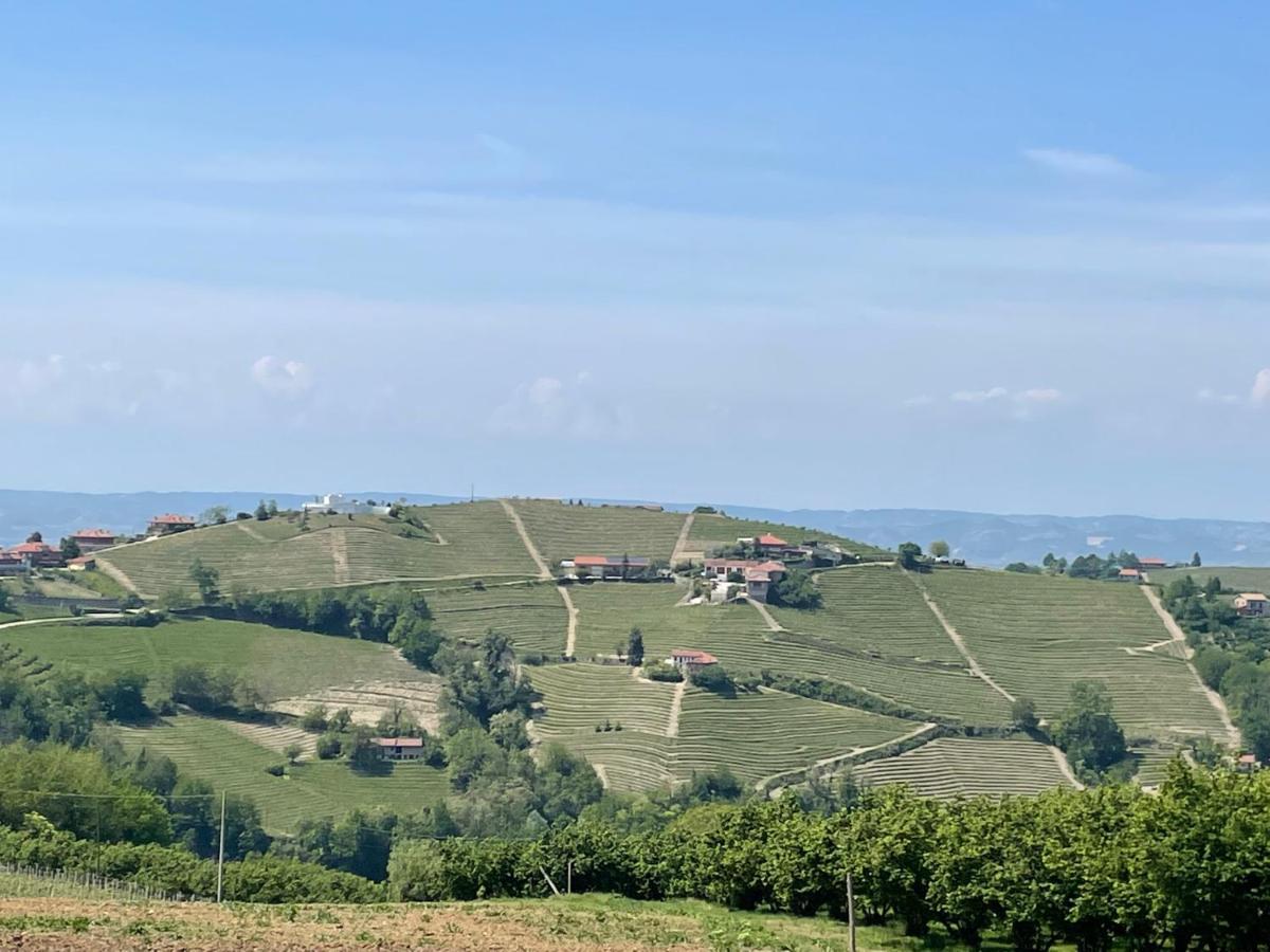 Agriturismo Finestre Di Langa Trezzo Tinella Екстер'єр фото